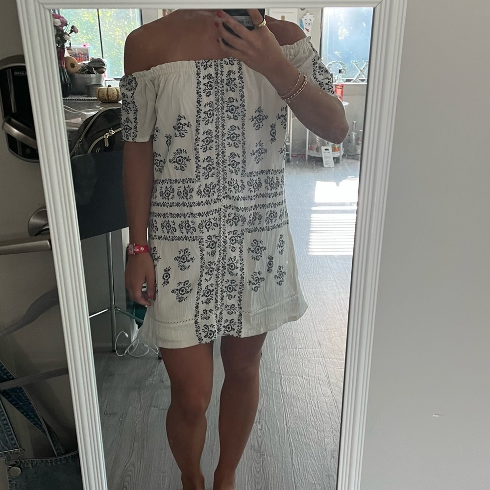Black and white off the shoulder dress!
